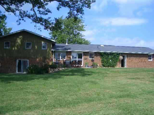 3234 North Meyer Road Vincennes, IN 47591 - Photo 2 of 9 Gallery Image 2