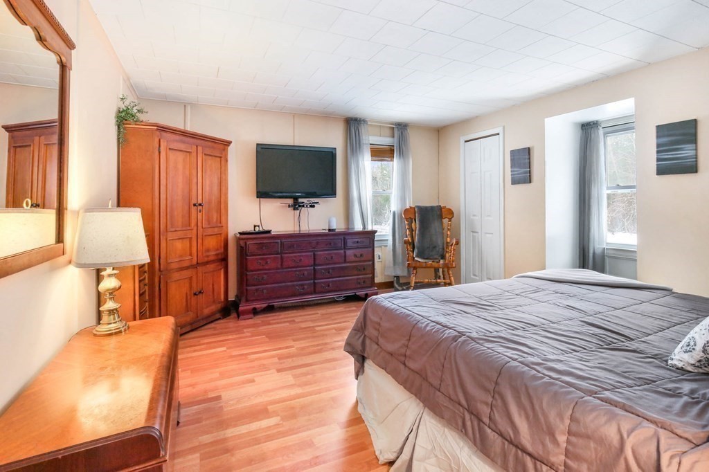 43 River Road Sturbridge, MA 01566 - Photo 16 of 42