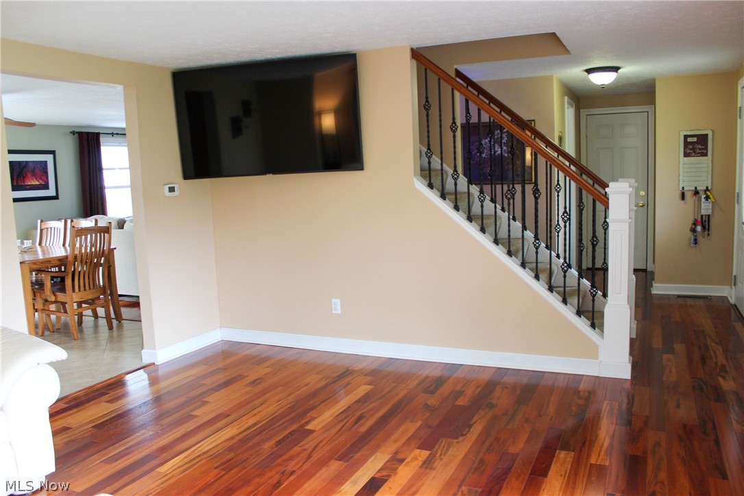 4025 Dayton Road Madison, OH 44057 - Photo 7 of 35
