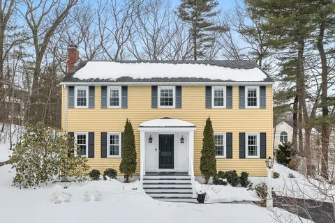 $1,750,000 | 40 Pinewood Road, Wellesley, MA 02482