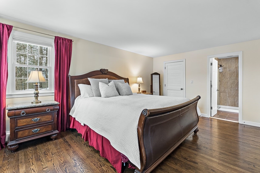 40 Pinewood Road Wellesley, MA 02482 - Photo 18 of 31