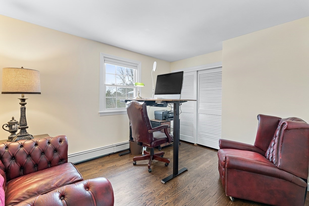 40 Pinewood Road Wellesley, MA 02482 - Photo 22 of 31