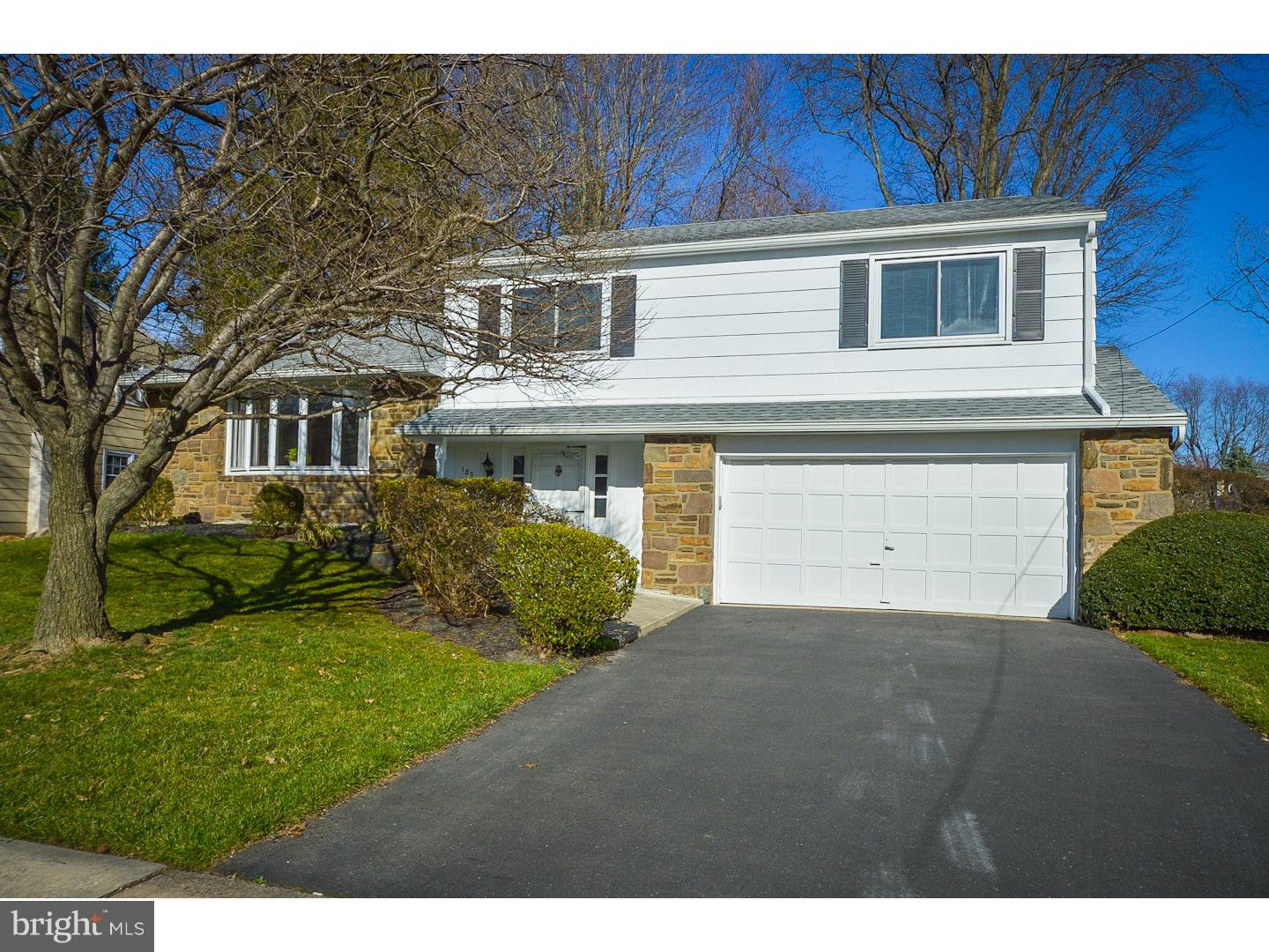 183 Rice Drive Morrisville, PA 19067 - Photo 2 of 25 Exterior Front