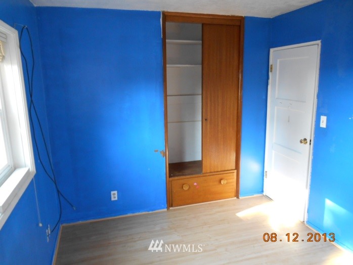 2207 Northeast 7th Street Renton, WA 98056 - Photo 11 of 17