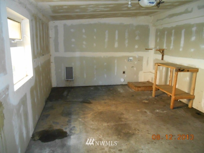 2207 Northeast 7th Street Renton, WA 98056 - Photo 12 of 17