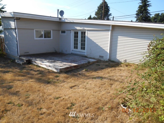 2207 Northeast 7th Street Renton, WA 98056 - Photo 15 of 17