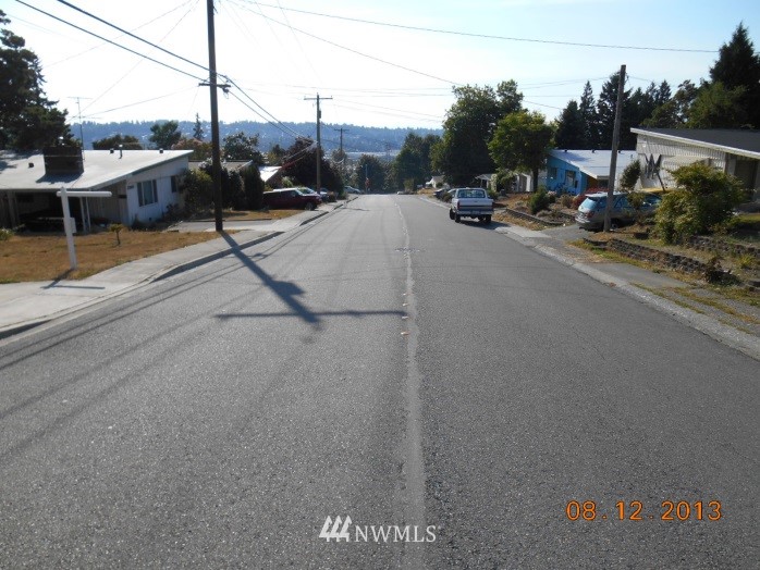 2207 Northeast 7th Street Renton, WA 98056 - Photo 17 of 17