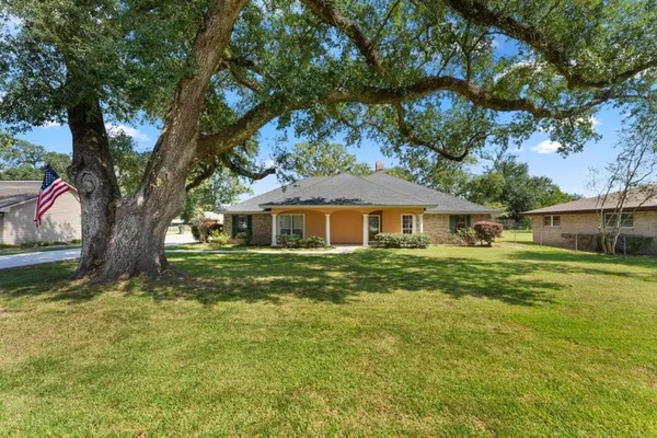 $350,000 | 4019 Cappy Drive, Lake Charles, LA 70605
