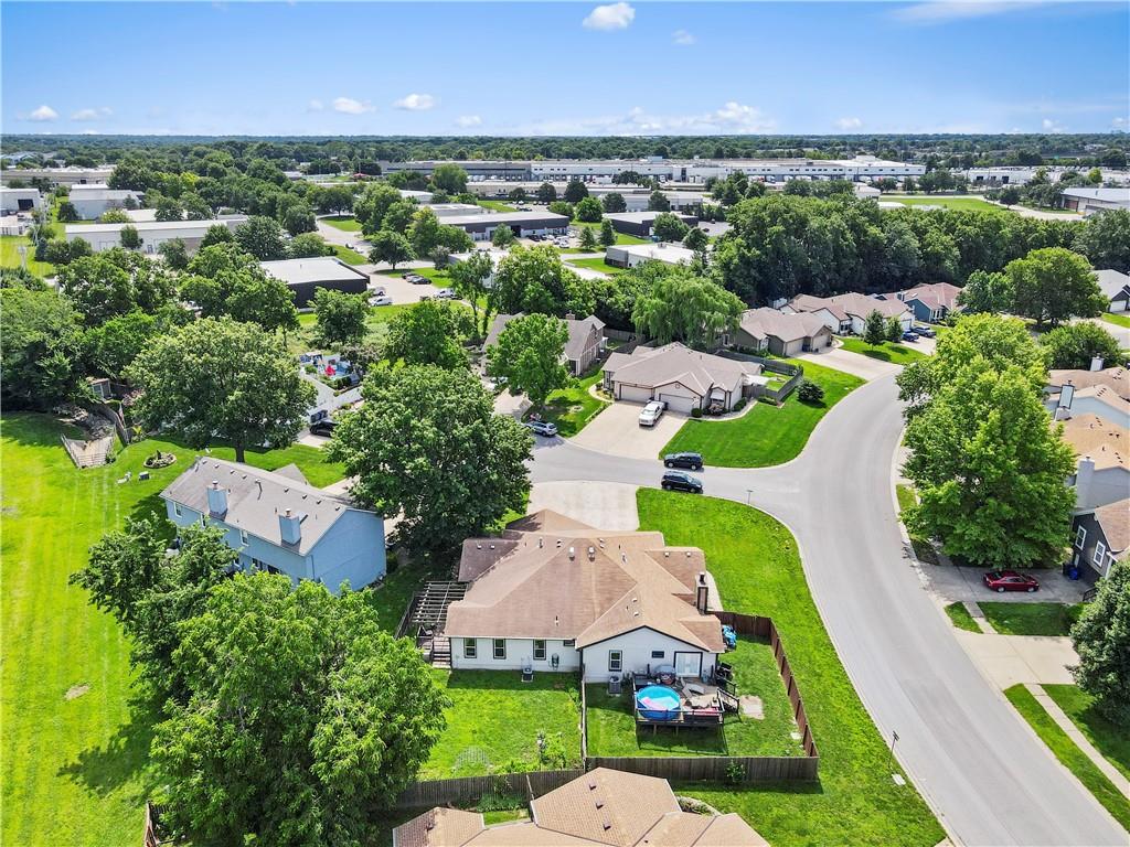1388 North Ridge Parkway Olathe, KS 66061 - Photo 38 of 41