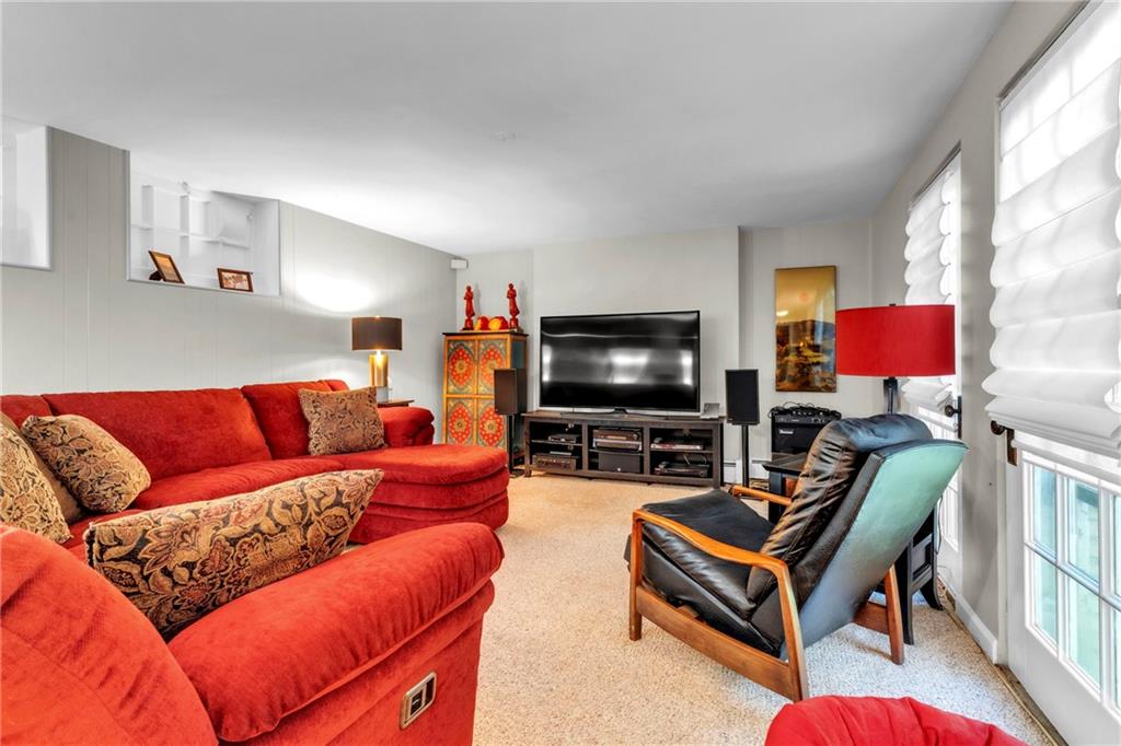 220 Belmont Road Butler, PA 16001 - Photo 35 of 50