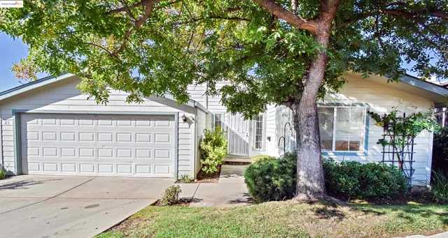 $199,000 | 12720 Robinia Circle, Unit 25, Sonora, CA 95370