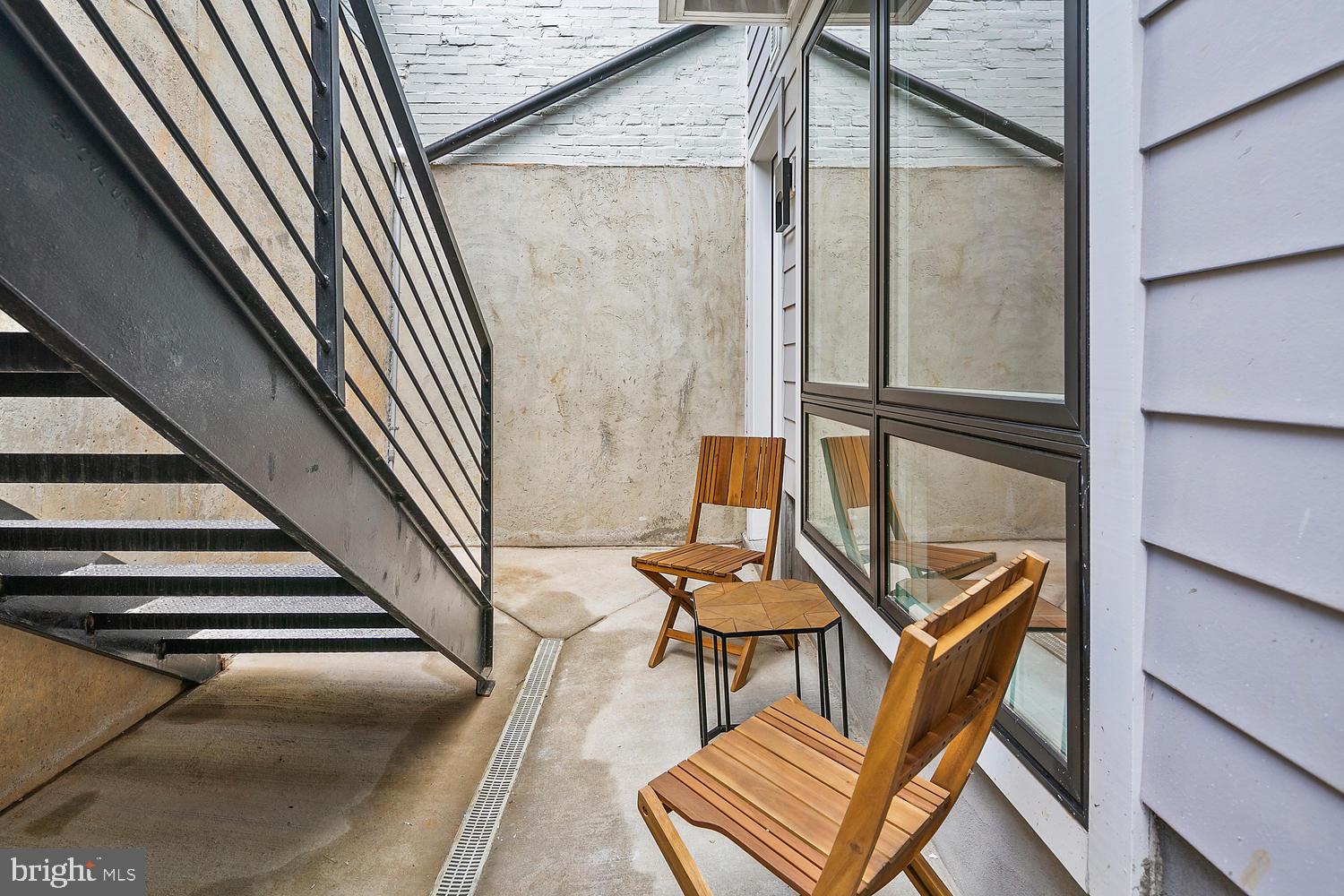 1316 8th Street Northwest, Unit 1 Washington, DC 20001 - Photo 16 of 25 Outdoor area