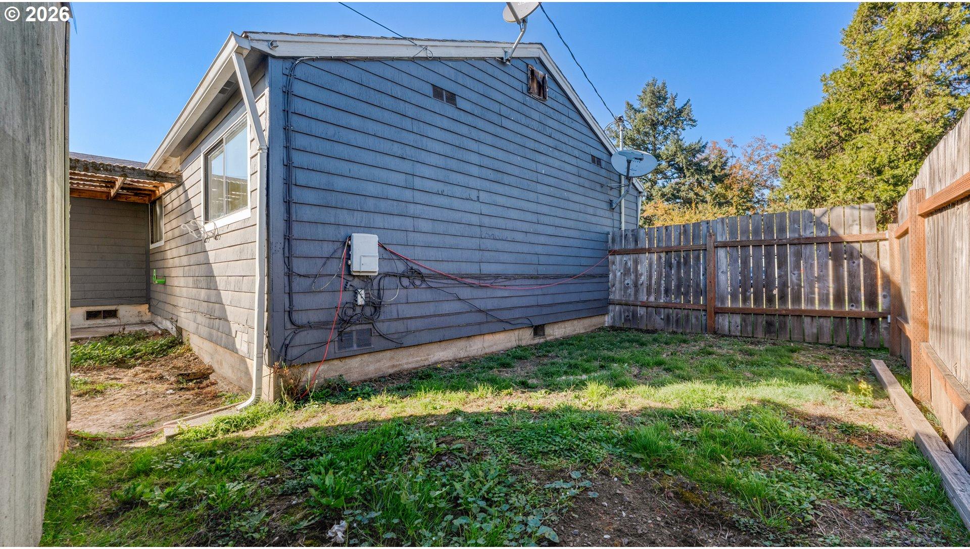 577 Pacific Avenue Springfield, OR 97477 - Photo 33 of 44 Gallery Image 33
