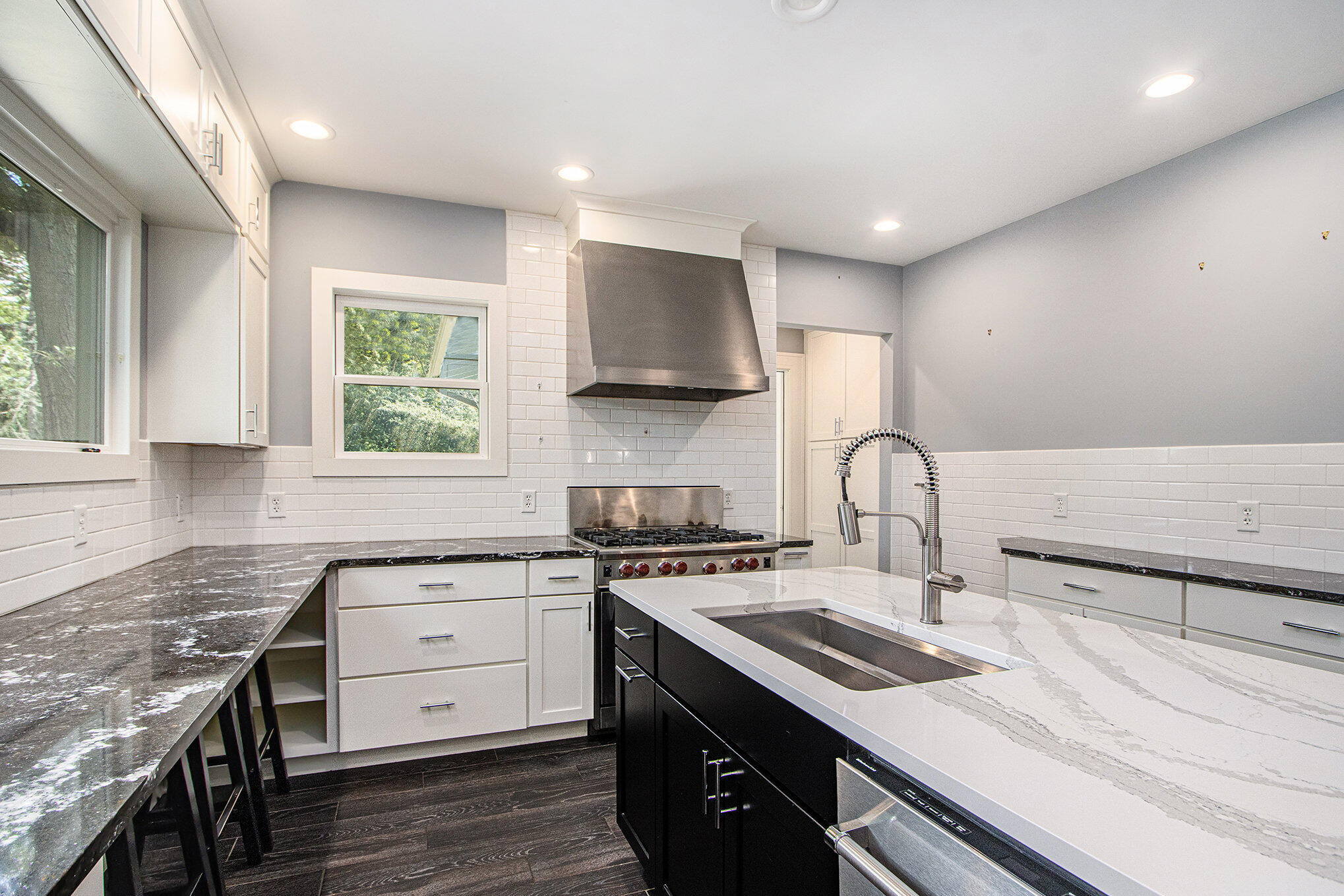 2340 Springhill Drive Kalamazoo, MI 49008 - Photo 15 of 51 012_2340springhill_53_38