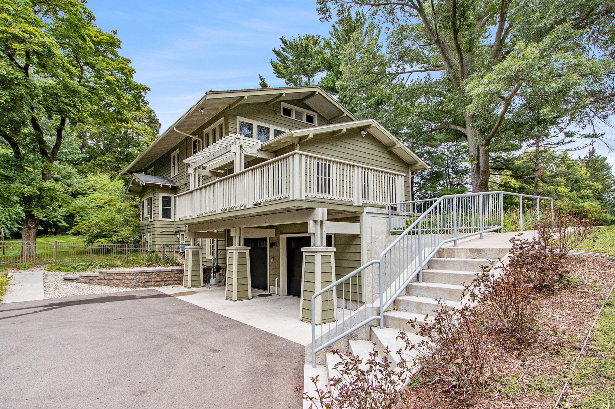 2340 Springhill Drive Kalamazoo, MI 49008 - Photo 42 of 51 038_2340springhill_69_463