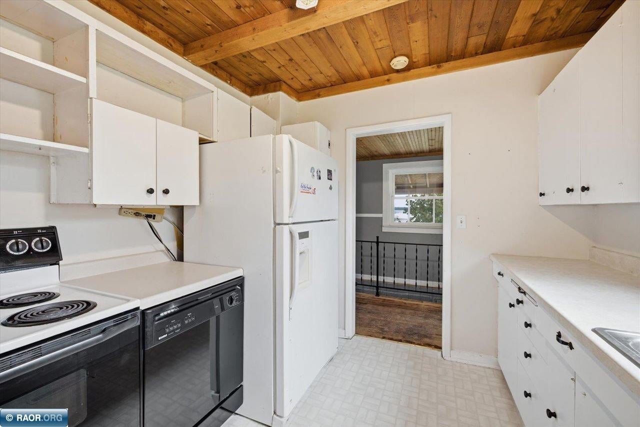 2574 Leroy Road Eveleth, MN 55734 - Photo 8 of 50 Gallery Image 8