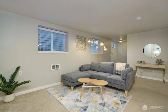 $1,550,000 | 3936 Woodland Park Avenue North, Seattle, WA 98103