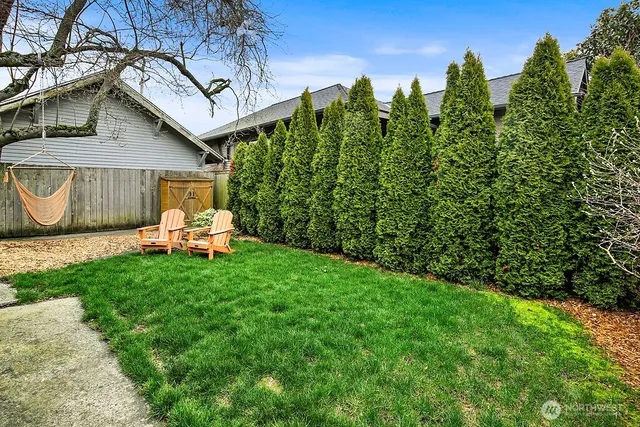 $1,550,000 | 3936 Woodland Park Avenue North, Seattle, WA 98103