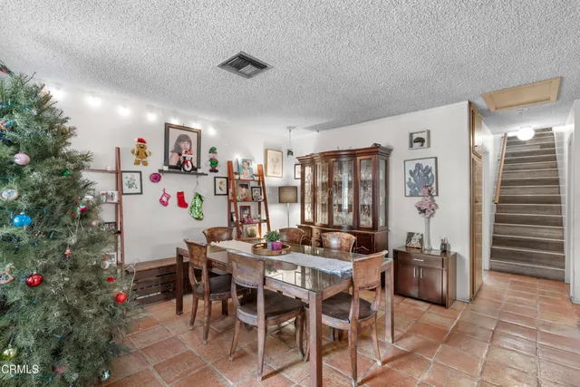 $1,090,000 | 1920-1922 Mellon Avenue, Los Angeles, CA 90039