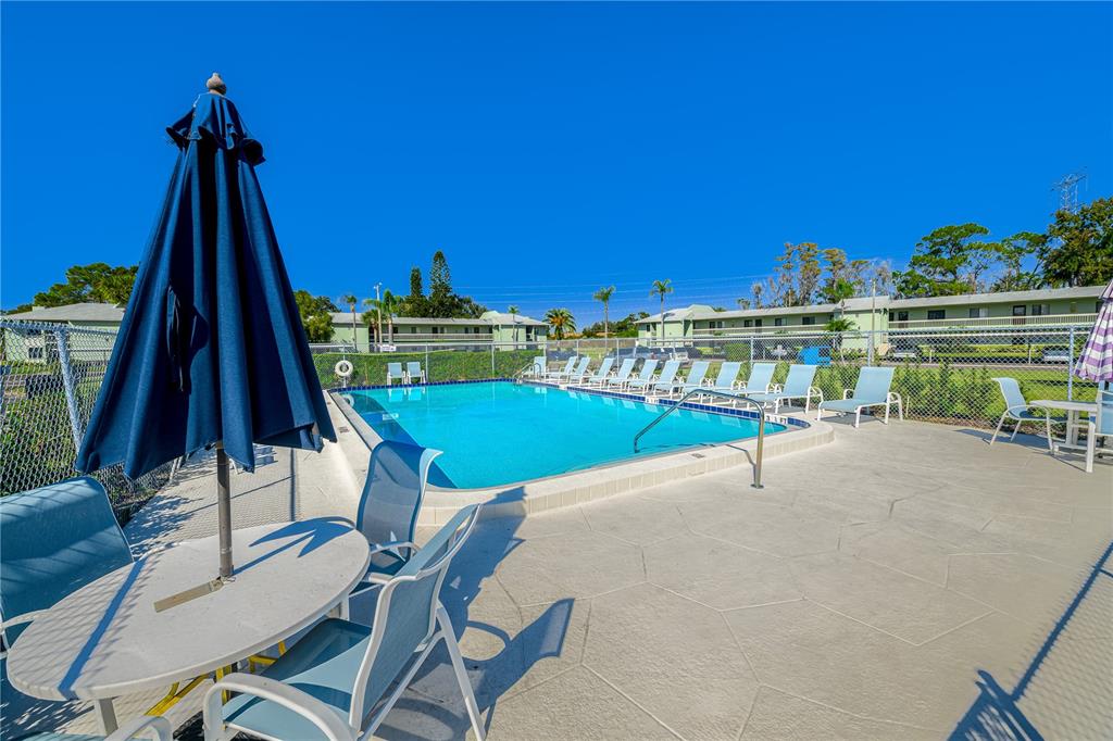 120 Caryl Way Oldsmar, FL 34677 - Photo 21 of 25 a view of a chairs and table in patio