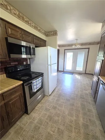 $399,900 | 201 North Cedar Street, Savannah, MO 64485