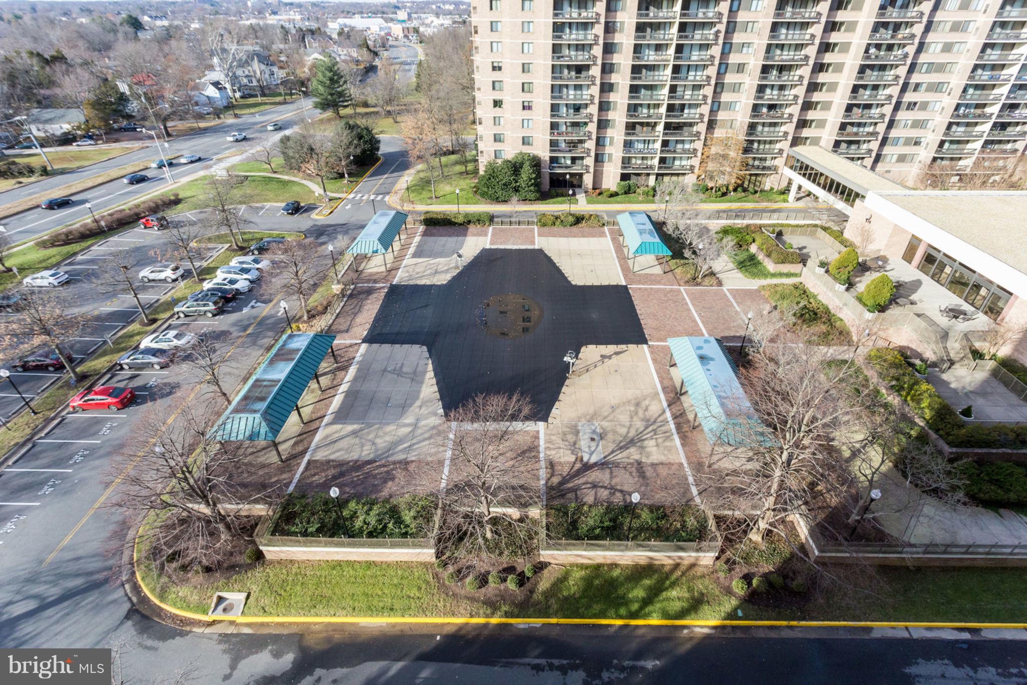 5501 Seminary Road, Unit 912S Falls Church, VA 22041 - Photo 51 of 53