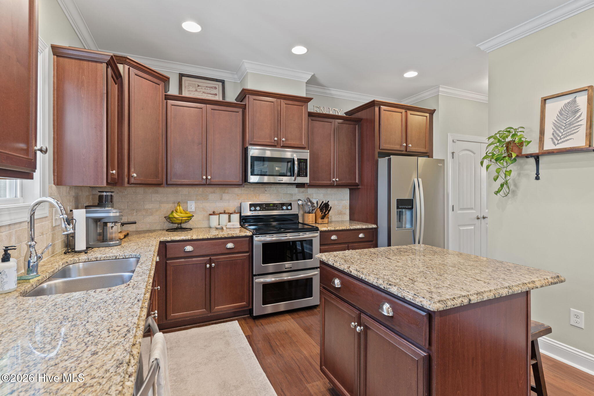 6134 Tarin Road Wilmington, NC 28409 - Photo 12 of 50 Kitchen