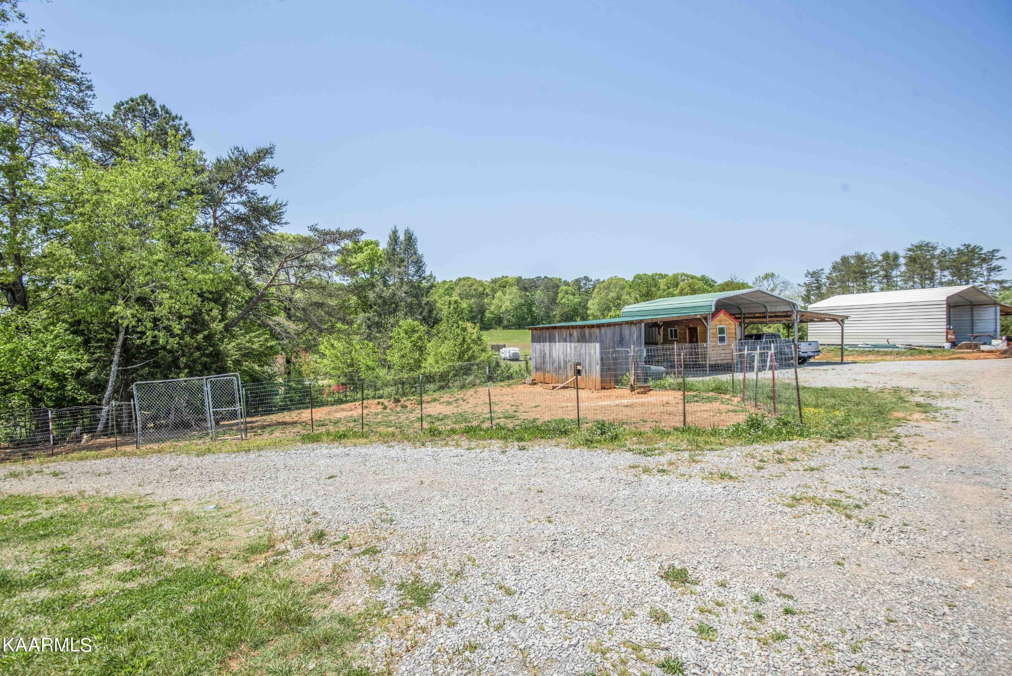 30981 Axley Chapel Road Greenback, TN 37742 - Photo 11 of 46 Gallery Image 11