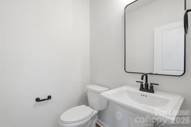 $2,495 | 3031 Breslin Street, Charlotte, NC 28214