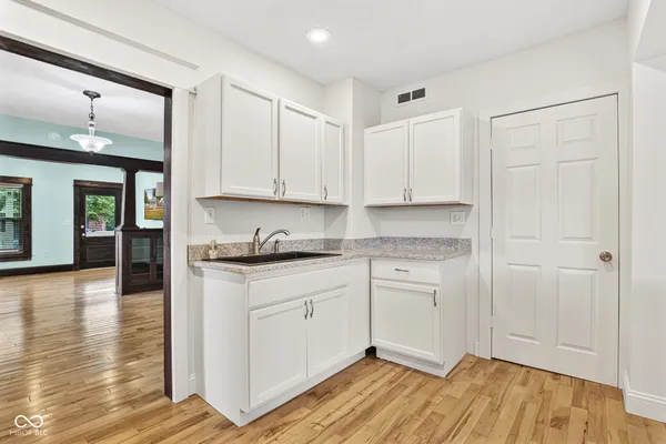 $174,000 | 208 West Walnut Street, Sharpsville, IN 46068