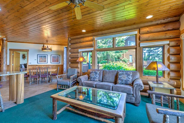 $660,000 | 2826 Highway 61, Unit 410A, Two Harbors, MN 55616