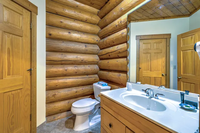 $660,000 | 2826 Highway 61, Unit 410A, Two Harbors, MN 55616