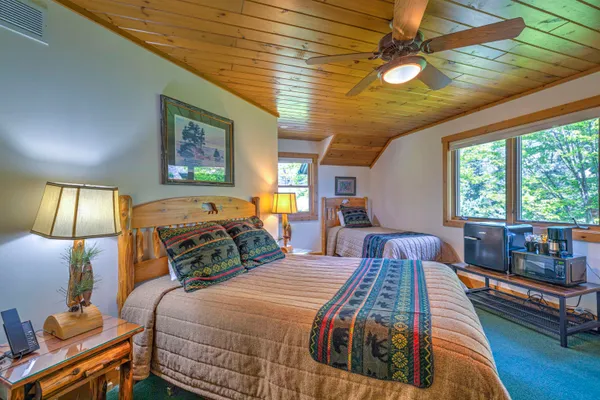 $660,000 | 2826 Highway 61, Unit 410A, Two Harbors, MN 55616