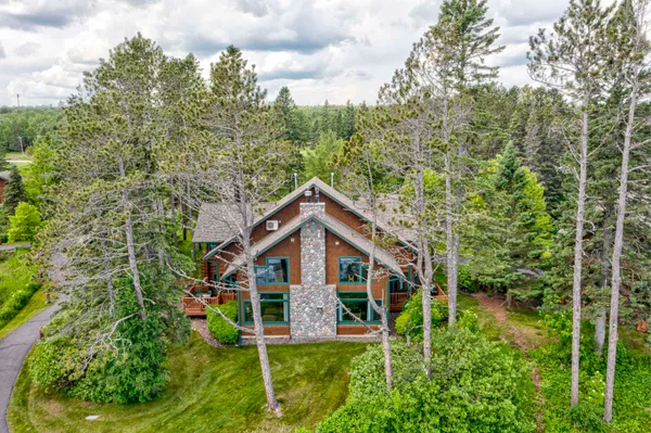 $660,000 | 2826 Highway 61, Unit 410A, Two Harbors, MN 55616