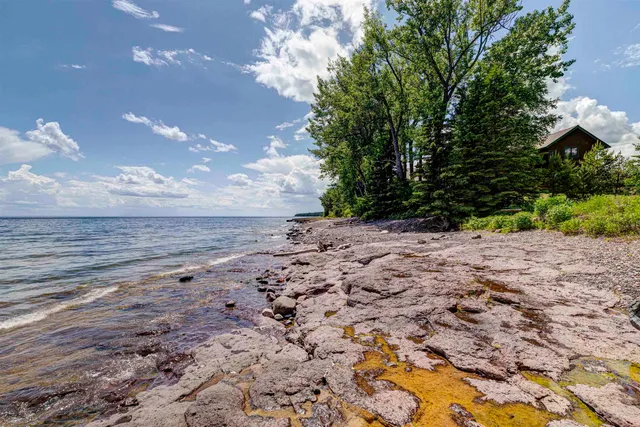 $660,000 | 2826 Highway 61, Unit 410A, Two Harbors, MN 55616