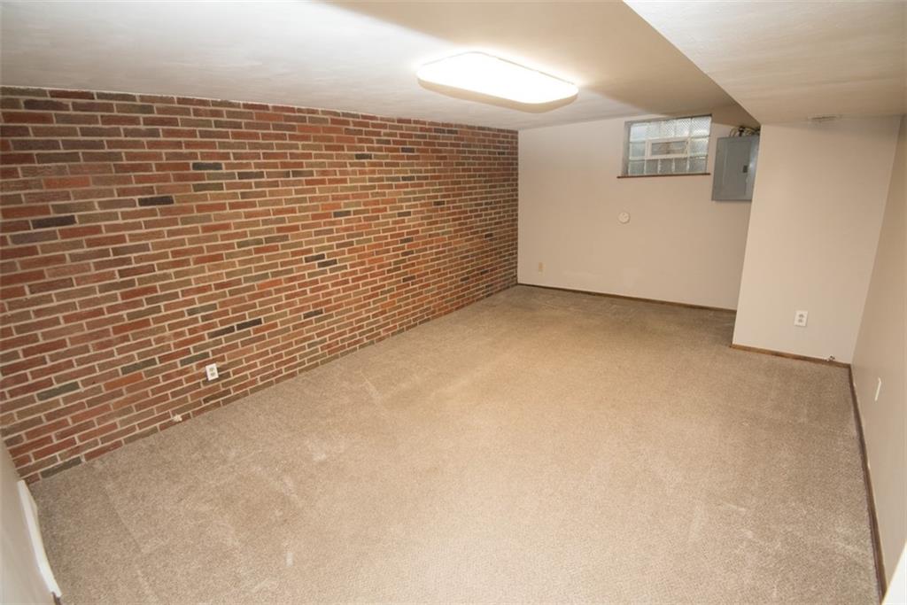 805 Flint Road Allison Park, PA 15101 - Photo 15 of 25 Gallery Image 15
