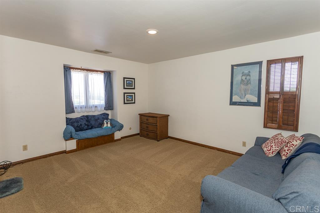 9511 Circle R Drive Valley Center, CA 92082 - Photo 15 of 25