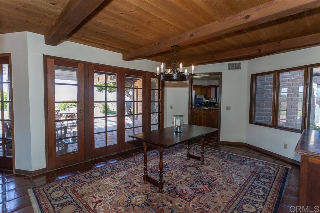 9511 Circle R Drive Valley Center, CA 92082 - Photo 5 of 25