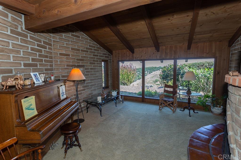 9511 Circle R Drive Valley Center, CA 92082 - Photo 7 of 25