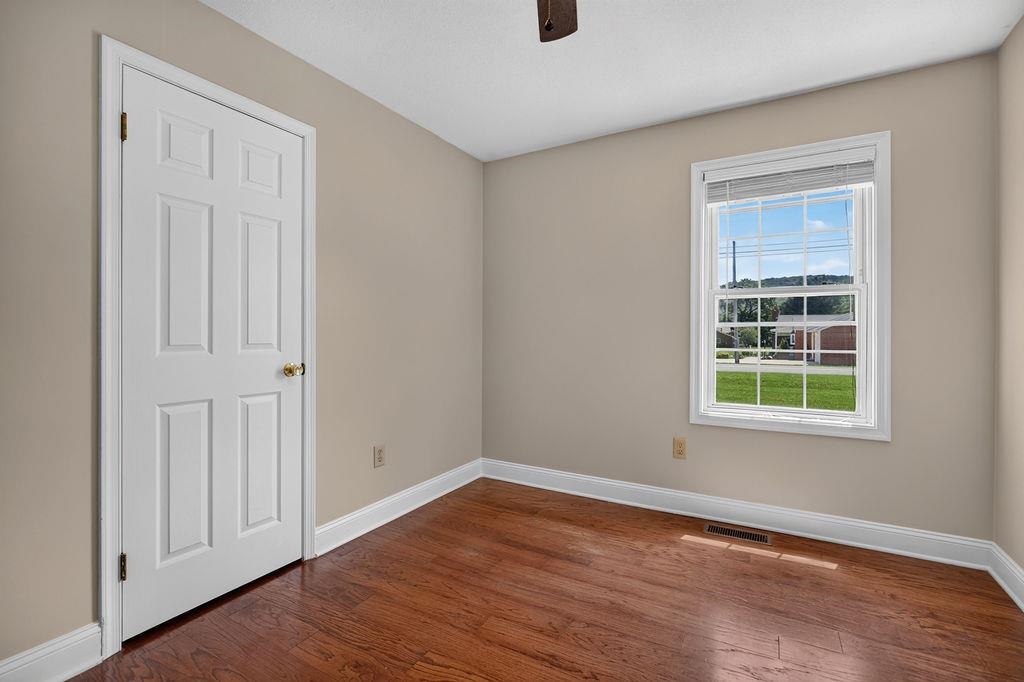 7 Featherstone Drive Lyndhurst, VA 22952 - Photo 31 of 66