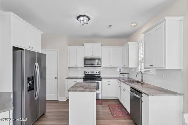 $465,000 | 215 Farmhouse Lane, Carthage, NC 28327