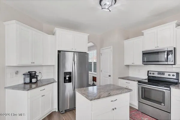 $465,000 | 215 Farmhouse Lane, Carthage, NC 28327