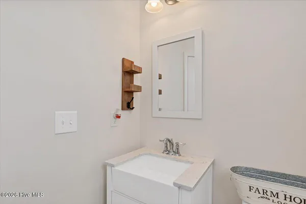 $465,000 | 215 Farmhouse Lane, Carthage, NC 28327