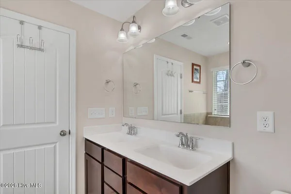 $465,000 | 215 Farmhouse Lane, Carthage, NC 28327