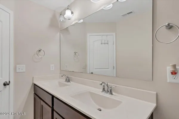 $465,000 | 215 Farmhouse Lane, Carthage, NC 28327