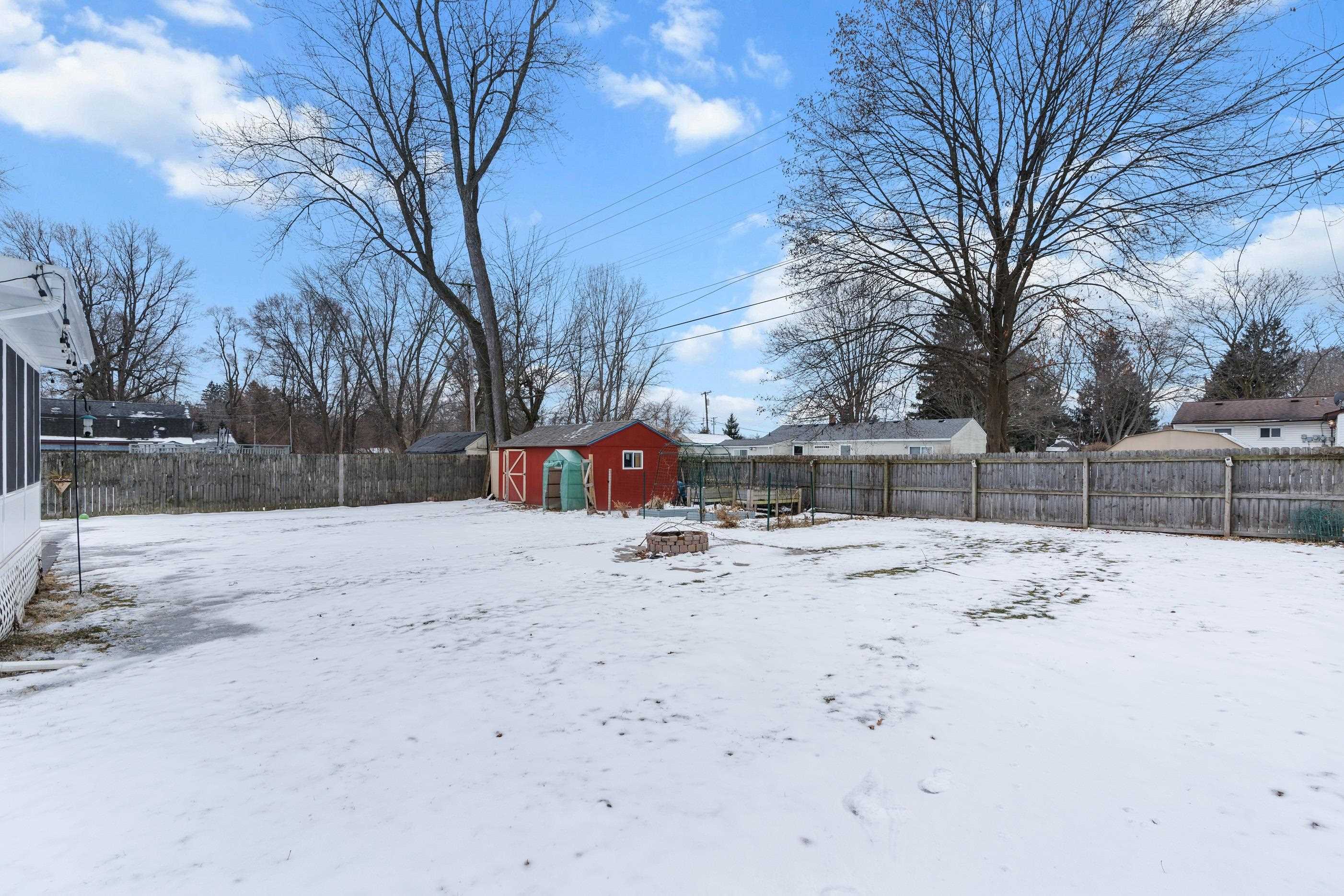 47127 Woodall Road Utica, MI 48317 - Photo 27 of 31 50166562-aa37cffe-4c22-4848-838b-c29a3e4f6399.JPG