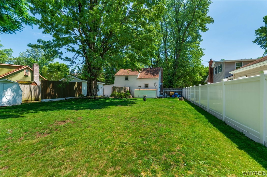4430 Harris Hill Road Clarence, NY 14221 - Photo 5 of 28