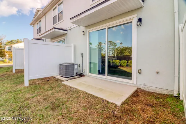 $1,800 | 9909 Garrin Drive, Jacksonville, FL 32210