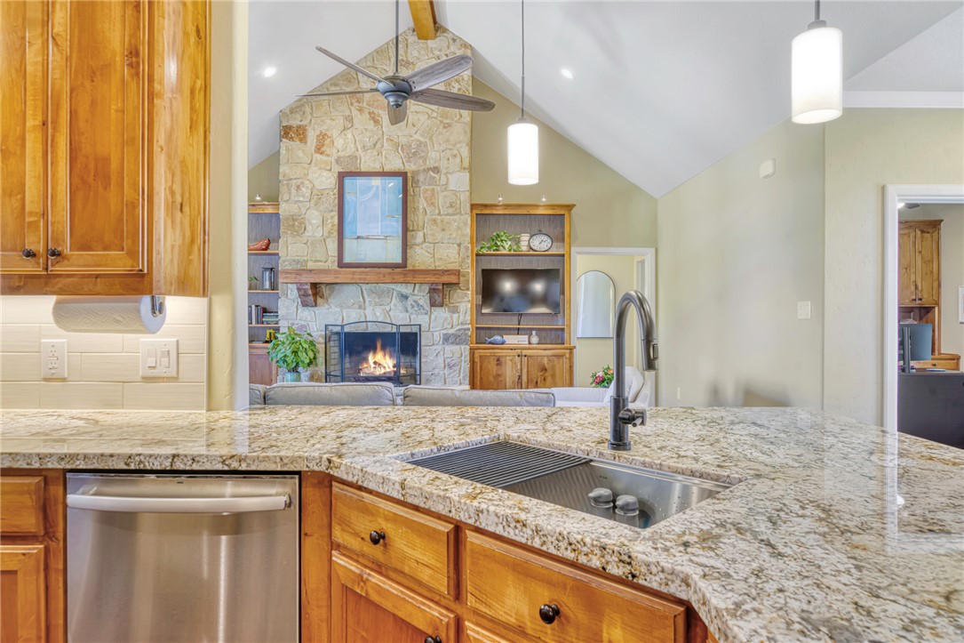 9652 Locke Road Bryan, TX 77808 - Photo 10 of 50 KITCHEN AND LIVING