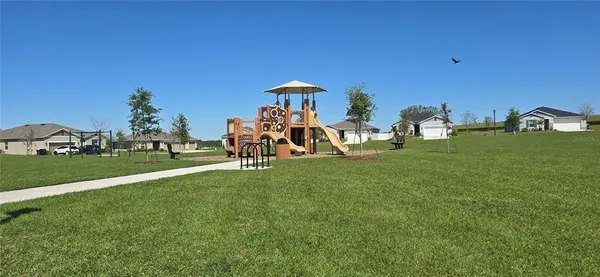 $2,250 | 1446 Geranium Drive, Mascotte, FL 34753